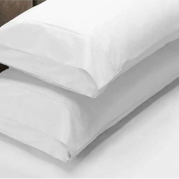 Danoz Direct Apartmento 225Tc Fitted Sheet Set – King, White With Two Pillowcases 1