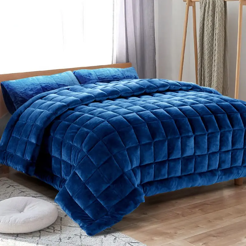 Giselle Faux Mink Quilt – Soft Blue King Size Duvet Cover Set 1