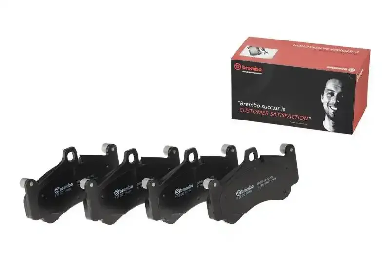 Brembo Front Ceramic Brake Pads For Mercedes-Benz C230 (1999–2000), C280 (1996–2000), E300 (1996–1997) 1